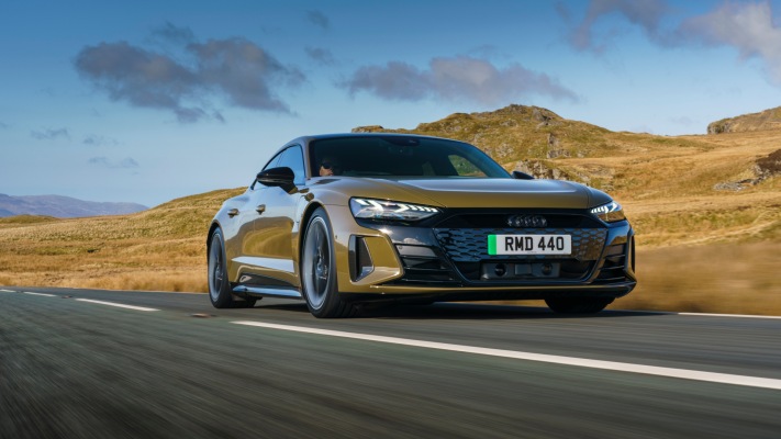 Audi RS e-tron GT UK Version 2021. Desktop wallpaper