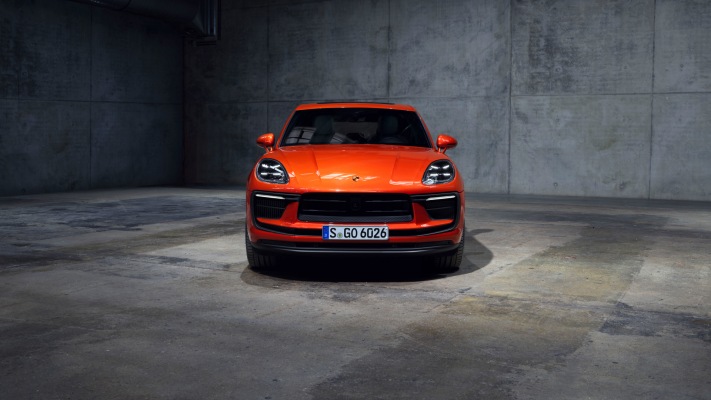 Porsche Macan S 2022. Desktop wallpaper