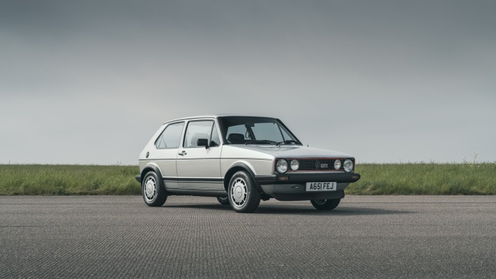 Volkswagen Golf I GTI 3-door UK Version 1976. Desktop wallpaper