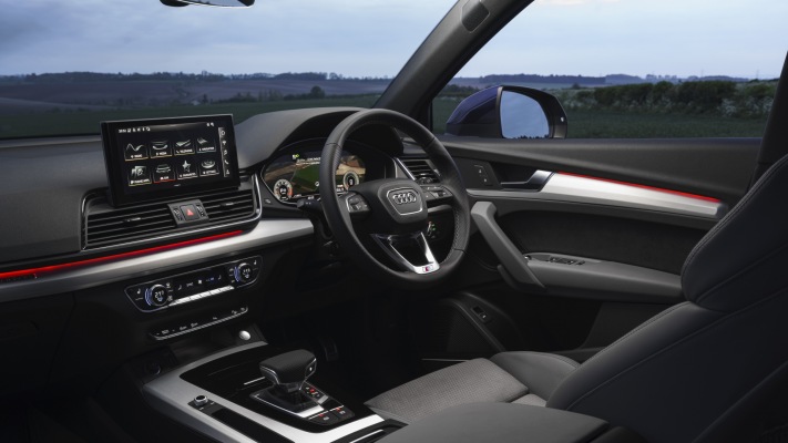 Audi Q5 Sportback UK Version 2021. Desktop wallpaper