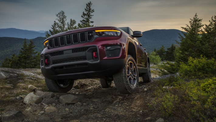 Jeep Grand Cherokee Trailhawk 2022. Desktop wallpaper