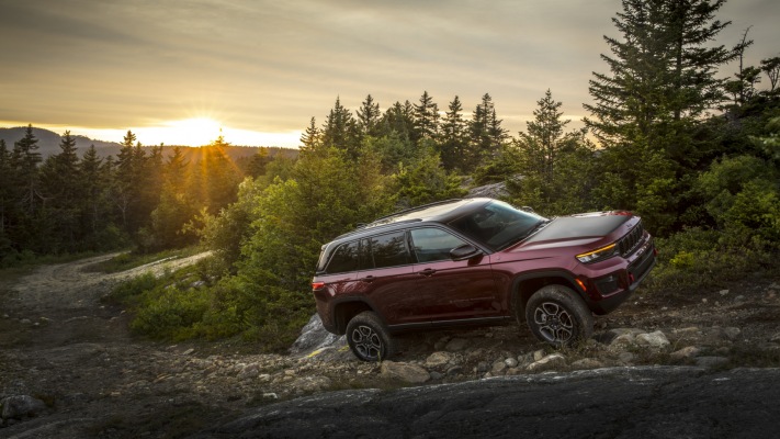 Jeep Grand Cherokee Trailhawk 2022. Desktop wallpaper