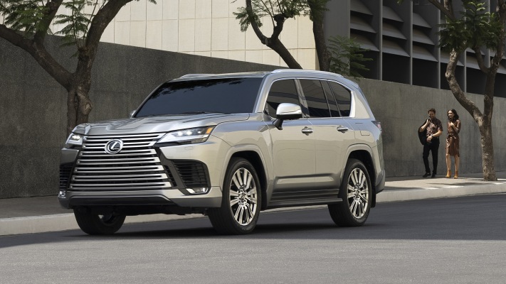 Lexus LX 2022. Desktop wallpaper