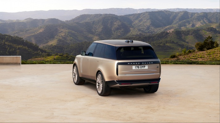 Land Rover Range Rover 2022. Desktop wallpaper