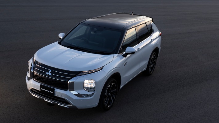 Mitsubishi Outlander Japan Version 2022. Desktop wallpaper