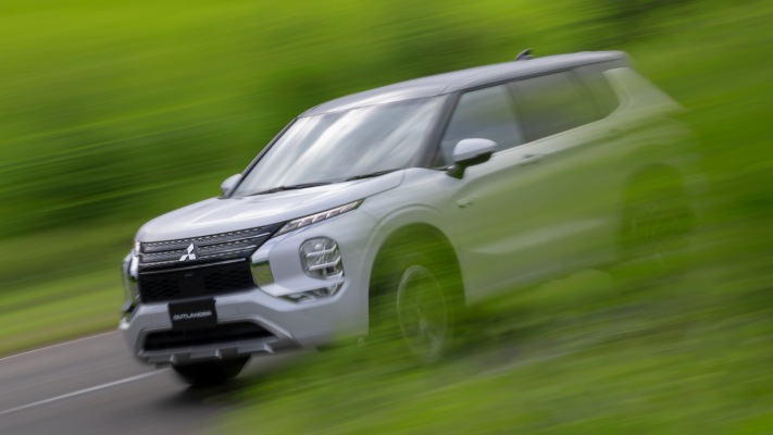 Mitsubishi Outlander Japan Version 2022. Desktop wallpaper