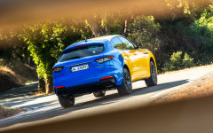 Desktop image. Maserati Levante Hybrid Fuoriserie Bicolor 2021. ID:144636