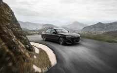 Desktop image. BMW 760i xDrive 2023. ID:147584