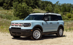 Desktop image. Ford Bronco Sport Heritage Edition 2023. ID:149849