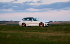 Desktop image. BMW 320d Touring 2023. ID:150557