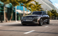 Desktop wallpaper. Audi Q8 Sportback e-tron quattro 2024. ID:151544