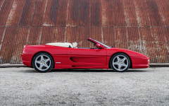 Desktop image. Ferrari F355 Spider UK Version 1996. ID:152280