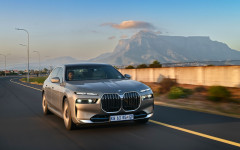 Desktop image. BMW i7 xDrive60 South Africa Version 2023. ID:152689