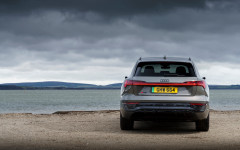 Desktop image. Audi Q8 e-tron quattro UK Version 2024. ID:153948