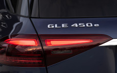 Desktop wallpaper. Mercedes-Benz GLE 450e 4MATIC USA Version 2024. ID:154777