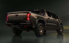 Desktop image. Toyota Tacoma Trailhunter 2024. ID:154988