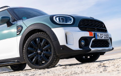 Desktop image. MINI Cooper S Countryman ALL4 Uncharted Edition 2023. ID:155270