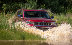 Desktop wallpaper. Jeep Grand Cherokee L Overland 2024. ID:156411