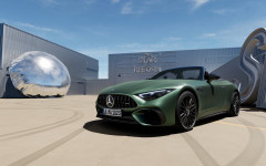 Desktop image. Mercedes-AMG SL 63 S E Performance 2024. ID:158037