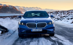 Desktop image. BMW 520d xDrive Touring 2025. ID:158706