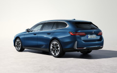 Desktop image. BMW 520d xDrive Touring 2025. ID:158708