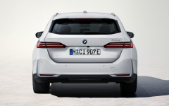 Desktop image. BMW 530e Touring 2025. ID:158724