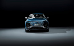 Desktop image. Audi Q6 e-tron quattro 2025. ID:159333