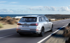 Desktop wallpaper. Audi Q7 TSFI e quattro 2024. ID:160090