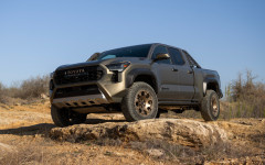 Desktop wallpaper. Toyota Tacoma i-Force Max TrailHunter 2024. ID:160175