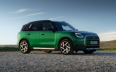 Desktop wallpaper. MINI Countryman E UK Version 2024. ID:160401