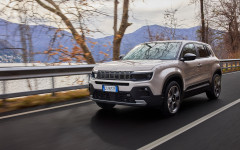 Desktop wallpaper. Jeep Avenger e-hybrid 2024. ID:160425