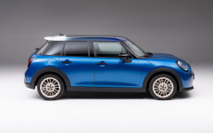 Desktop wallpaper. MINI Cooper S 5-door 2025. ID:160684