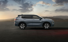 Desktop wallpaper. Mitsubishi Outlander PHEV 2025. ID:162092