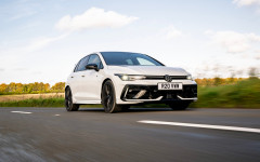 Desktop image. Volkswagen Golf R Black Edition UK Version 2025. ID:162595