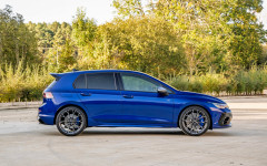 Desktop image. Volkswagen Golf R UK Version 2025. ID:162605