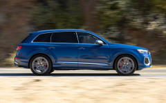 Desktop wallpaper. Audi SQ7 USA Version 2025. ID:163208