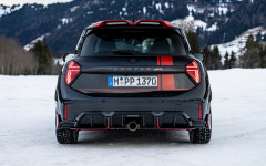 Desktop image. MINI John Cooper Works Genuine Accessories 2025. ID:163685