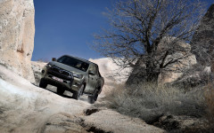 Desktop image. Toyota Hilux Hybrid 48V 2025. ID:164303