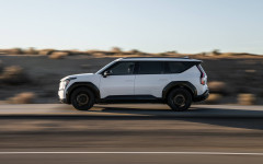 Desktop image. Kia EV9 Nightfall Edition 2026. ID:164537