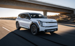 Desktop image. Kia EV9 Nightfall Edition 2026. ID:164539