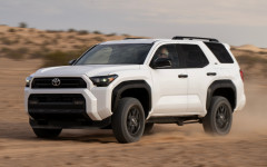 Desktop image. Toyota 4Runner SR5 2025. ID:164571