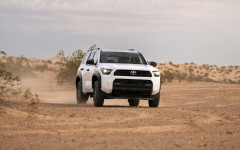 Desktop image. Toyota 4Runner SR5 2025. ID:164572