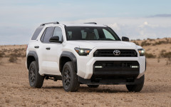 Desktop image. Toyota 4Runner SR5 2025. ID:164574