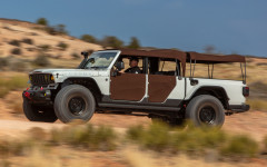 Desktop image. Jeep Convoy Concept 2025. ID:164588