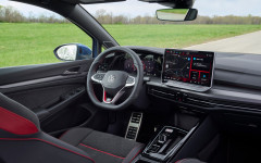 Desktop image. Volkswagen Golf GTI SE USA Version 2025. ID:164620