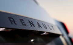 Desktop wallpaper. Renault 4 E-Tech Iconic 2026. ID:164802