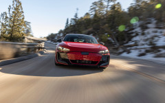 Desktop image. Audi RS e-tron GT Performance USA Version 2025. ID:164836