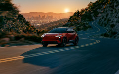 Desktop image. Toyota C-HR BEV USA Version 2026. ID:164932