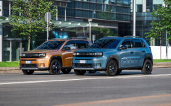 Desktop image. Fiat Grande Panda Hybrid Icon 2025. ID:165236