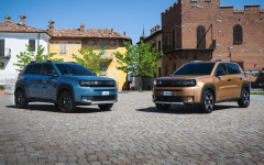 Desktop image. Fiat Grande Panda Hybrid Icon 2025. ID:165237